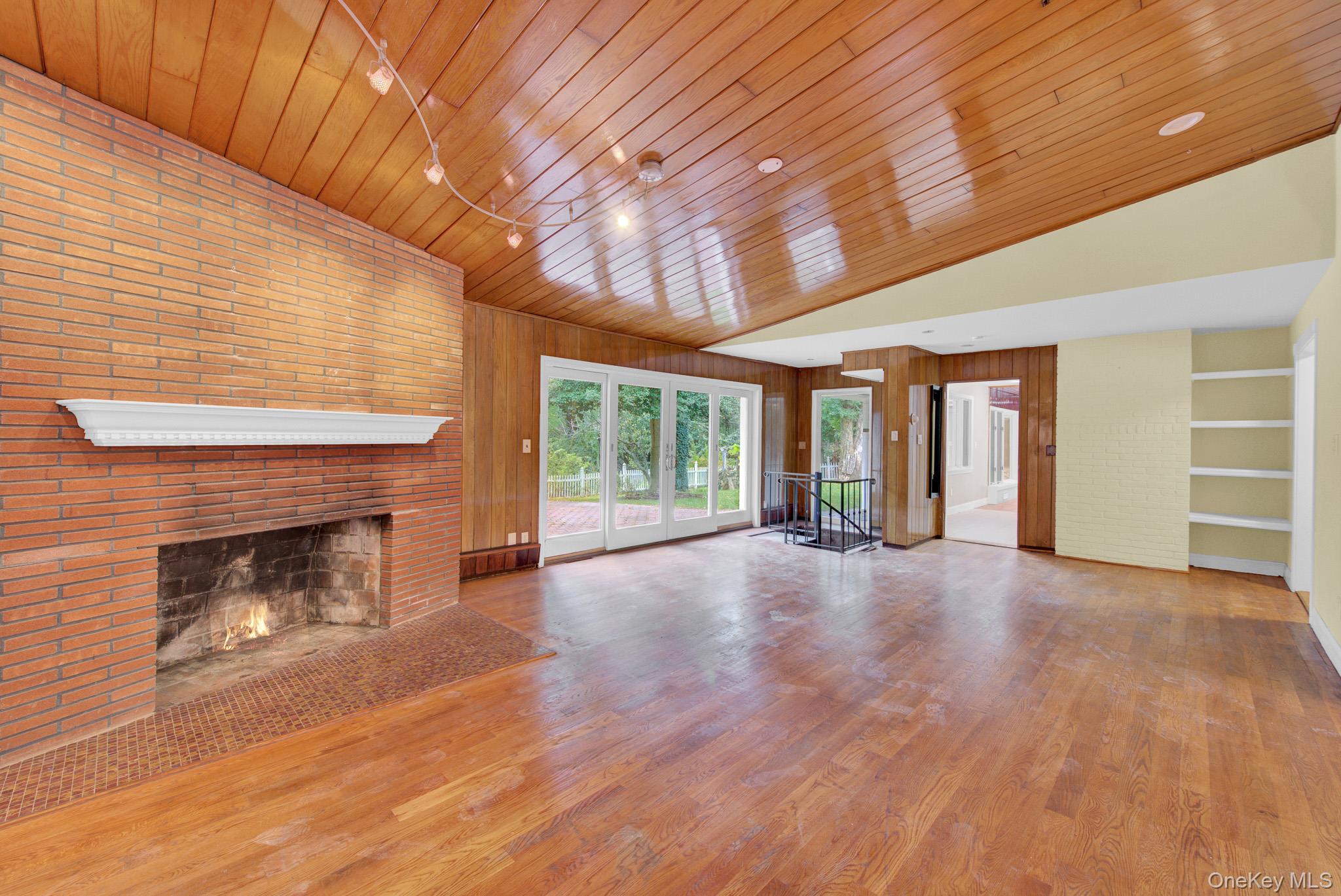 549 Woodbury Road — photo 19