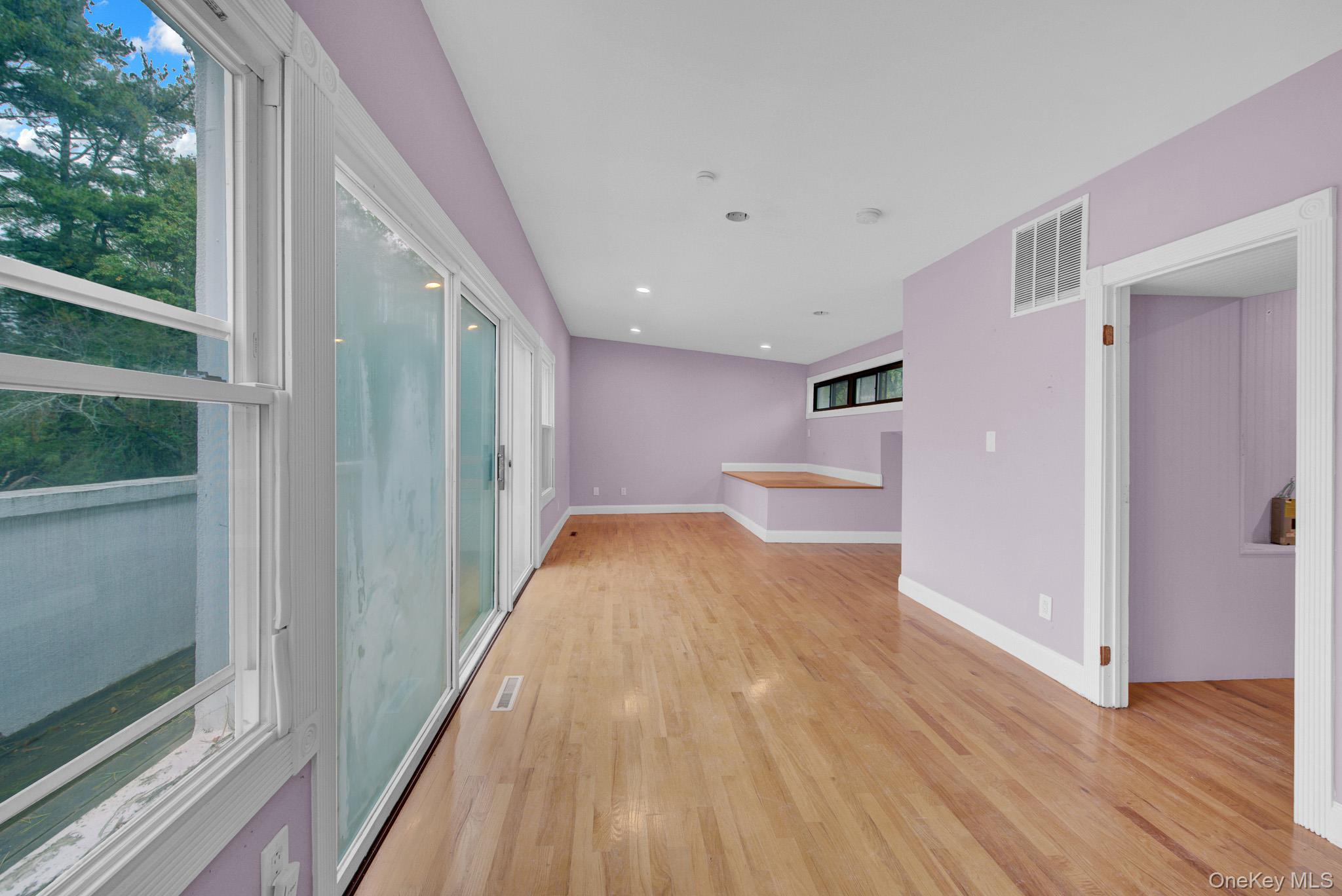 549 Woodbury Road — photo 28