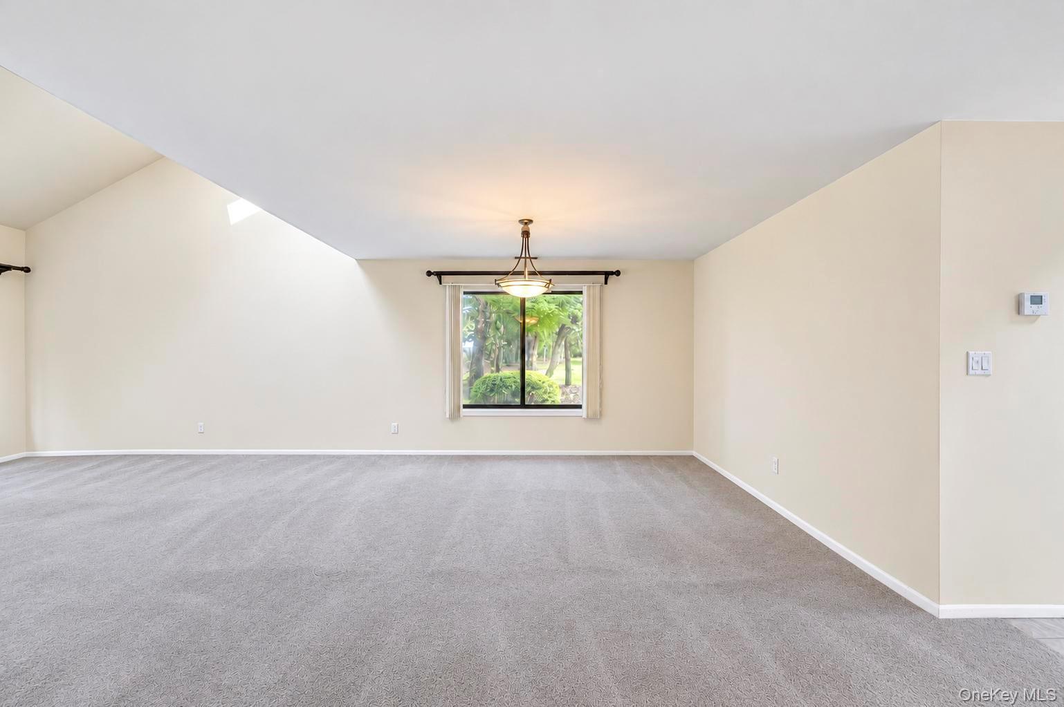 12 Hidden Pines Way — photo 8