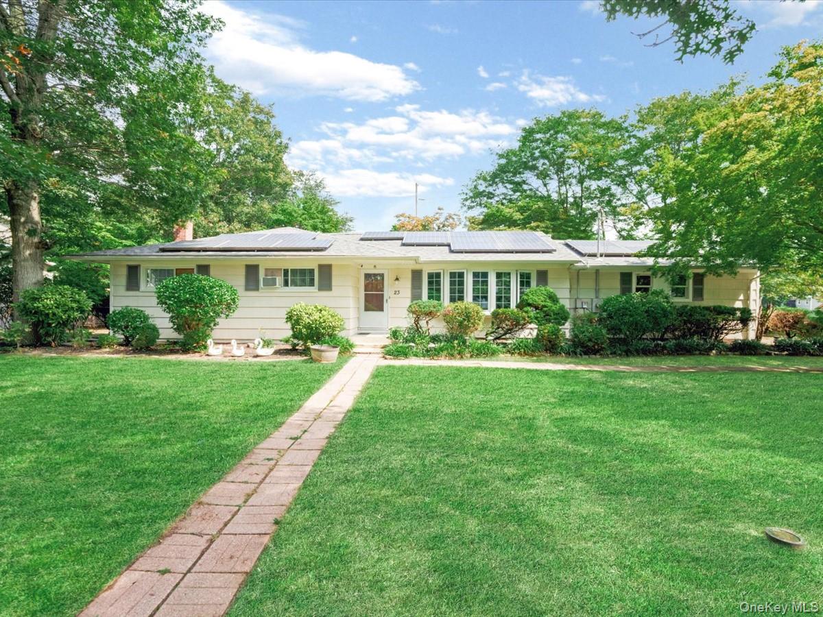 23 Hren Avenue, Huntington