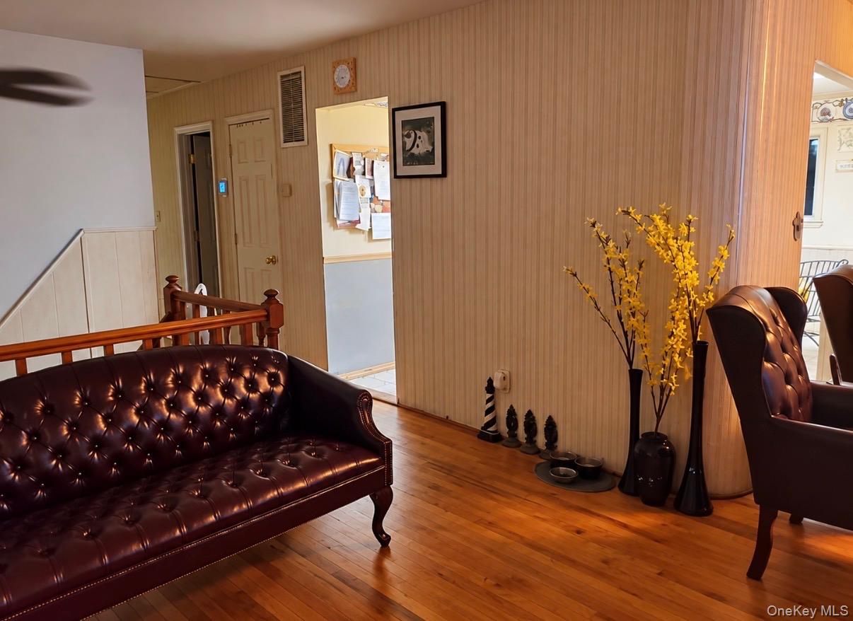 35 Kennedy Drive — photo 29