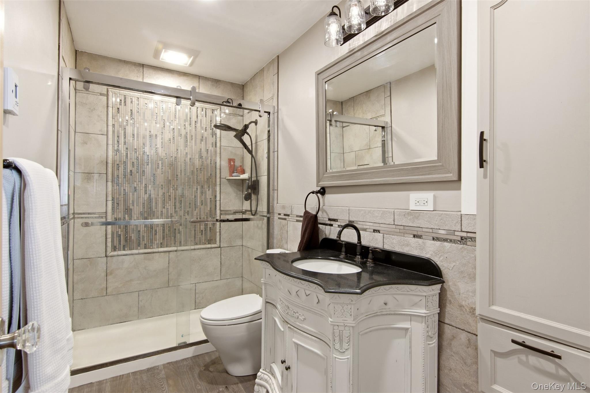 8 Glen Way — photo 22