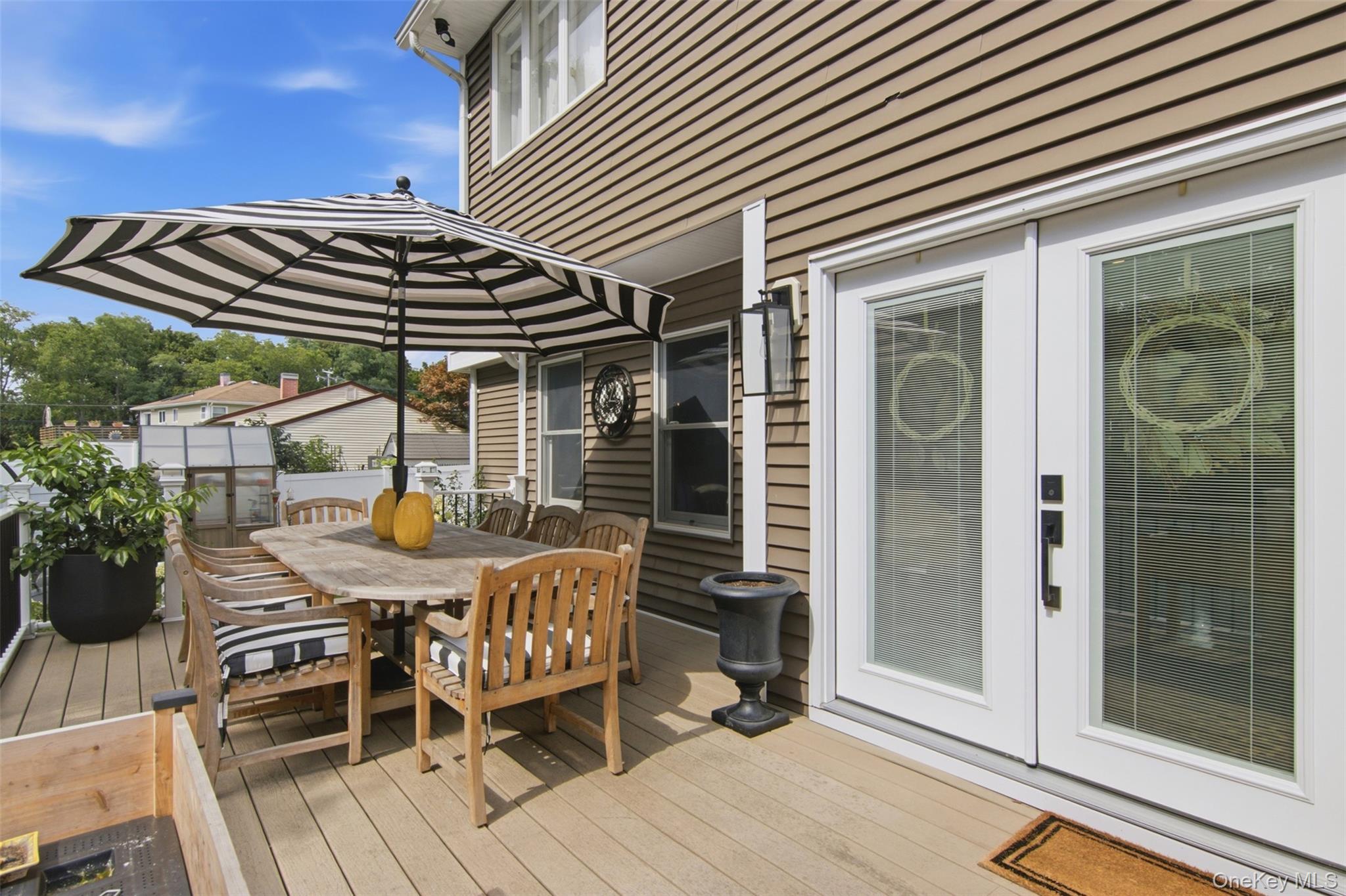8 Glen Way — photo 35