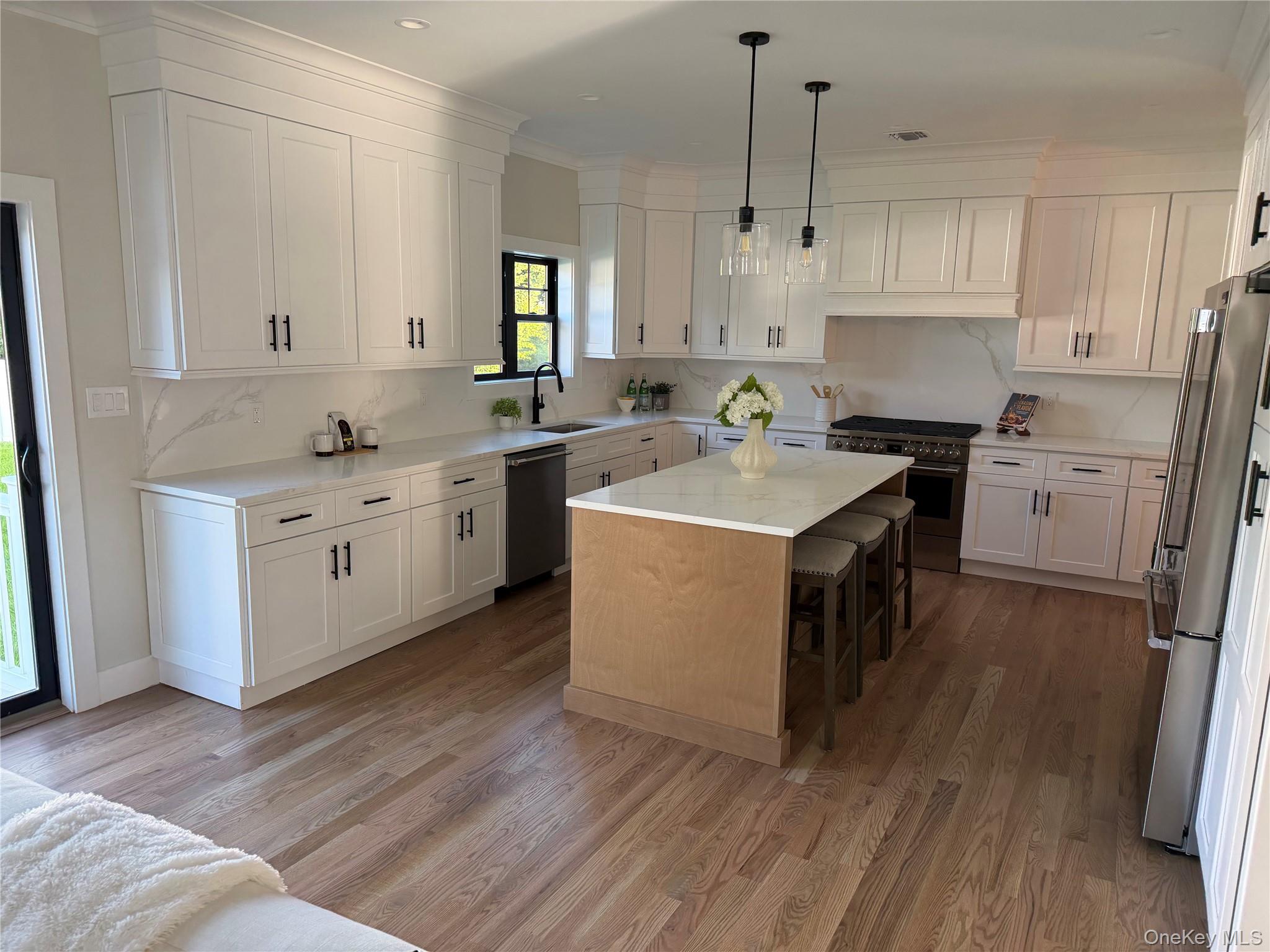 110 Stella Court — photo 5