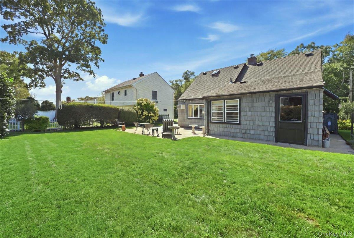 65 Riverside Avenue — photo 23