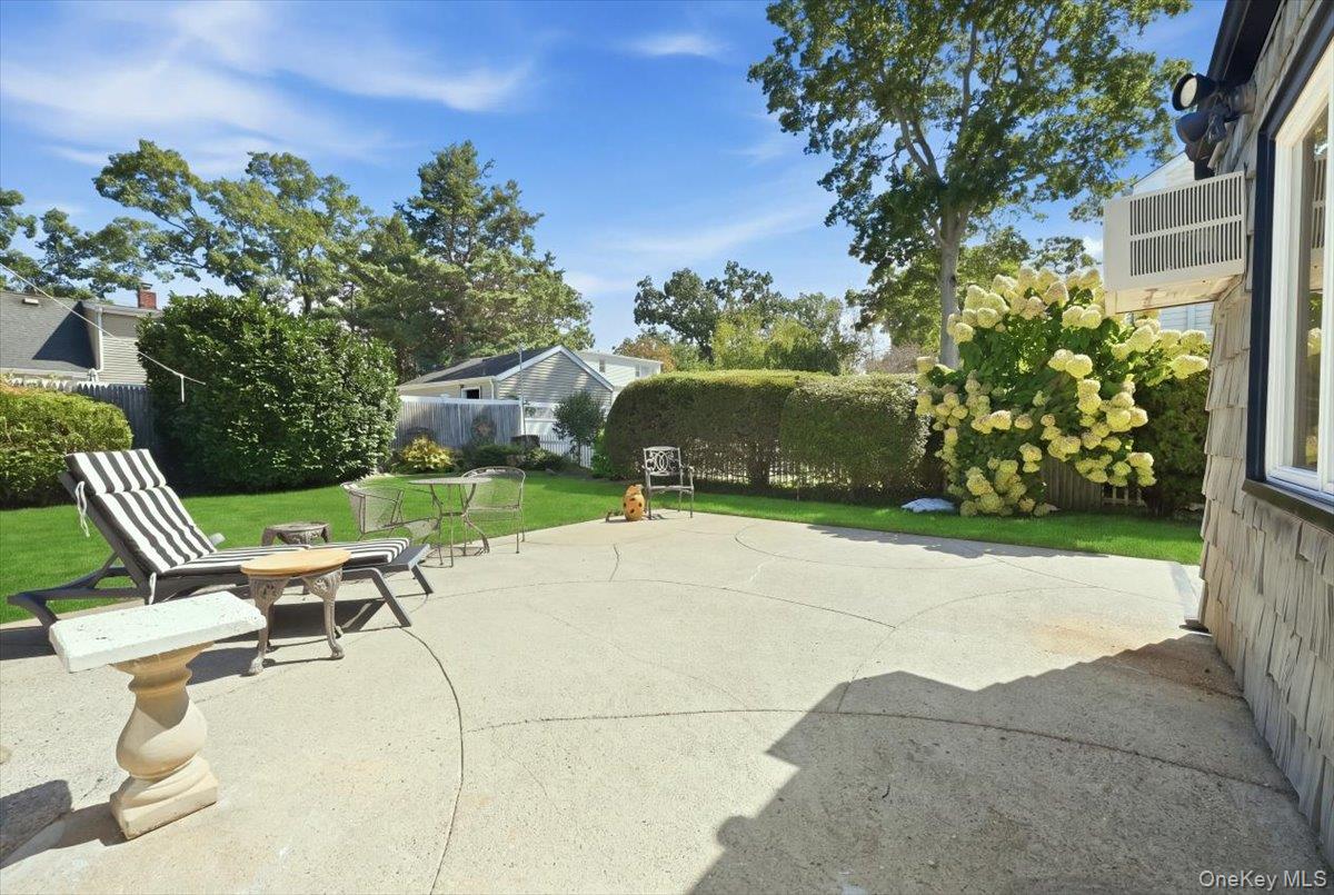 65 Riverside Avenue — photo 24
