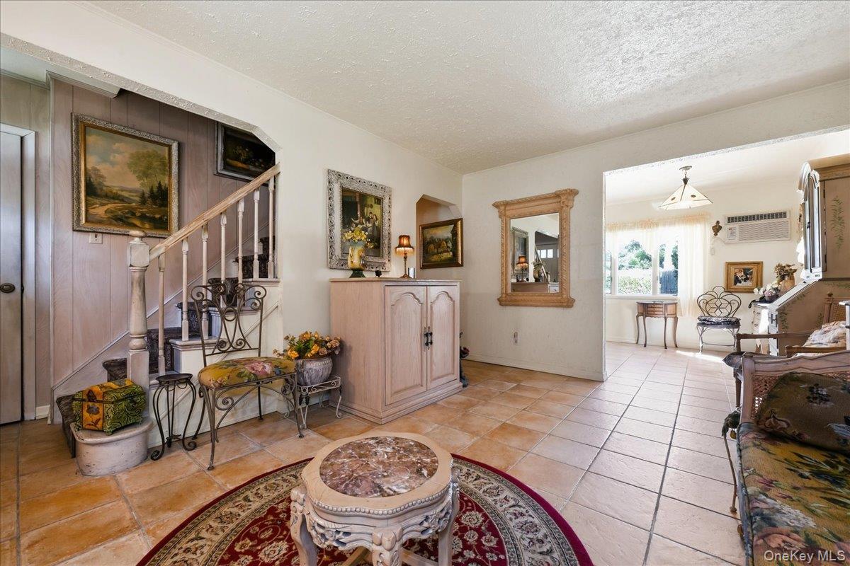 65 Riverside Avenue — photo 4