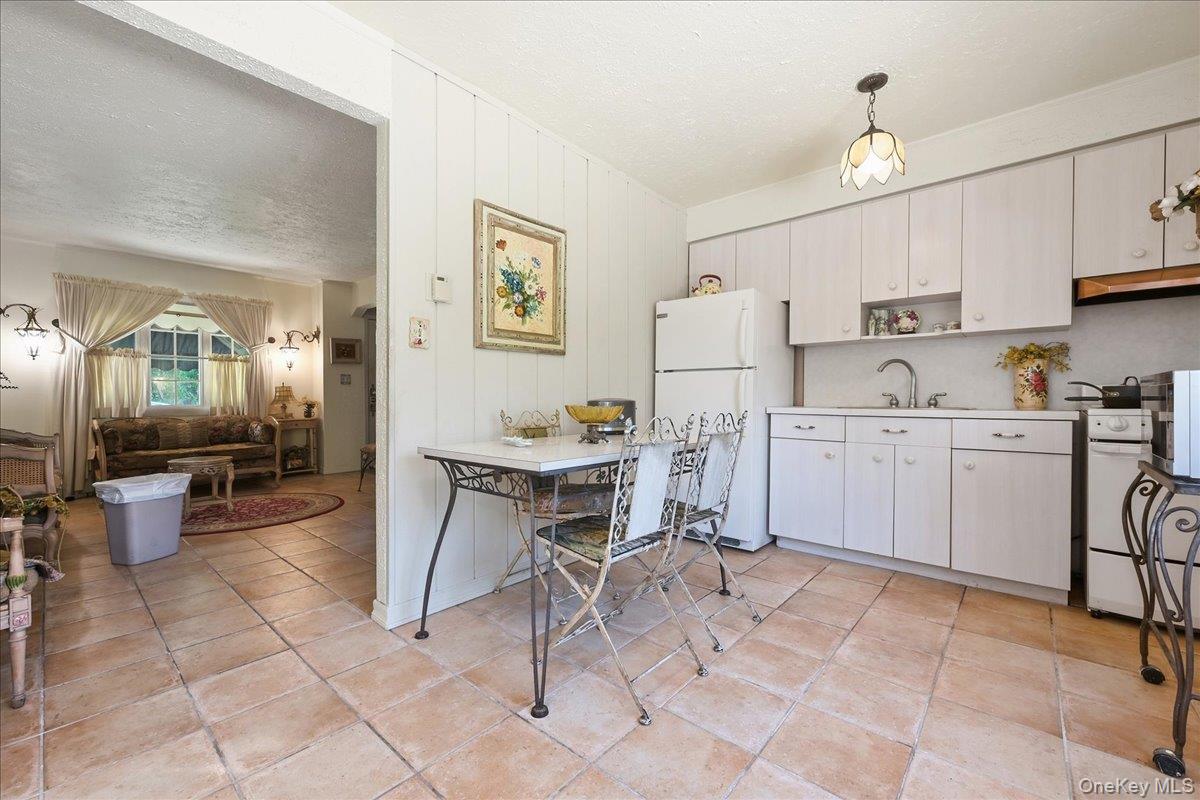 65 Riverside Avenue — photo 8