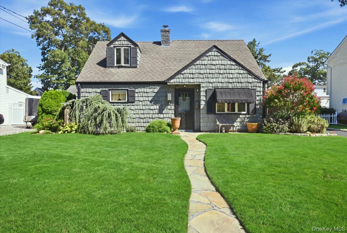 65 Riverside Avenue, Massapequa