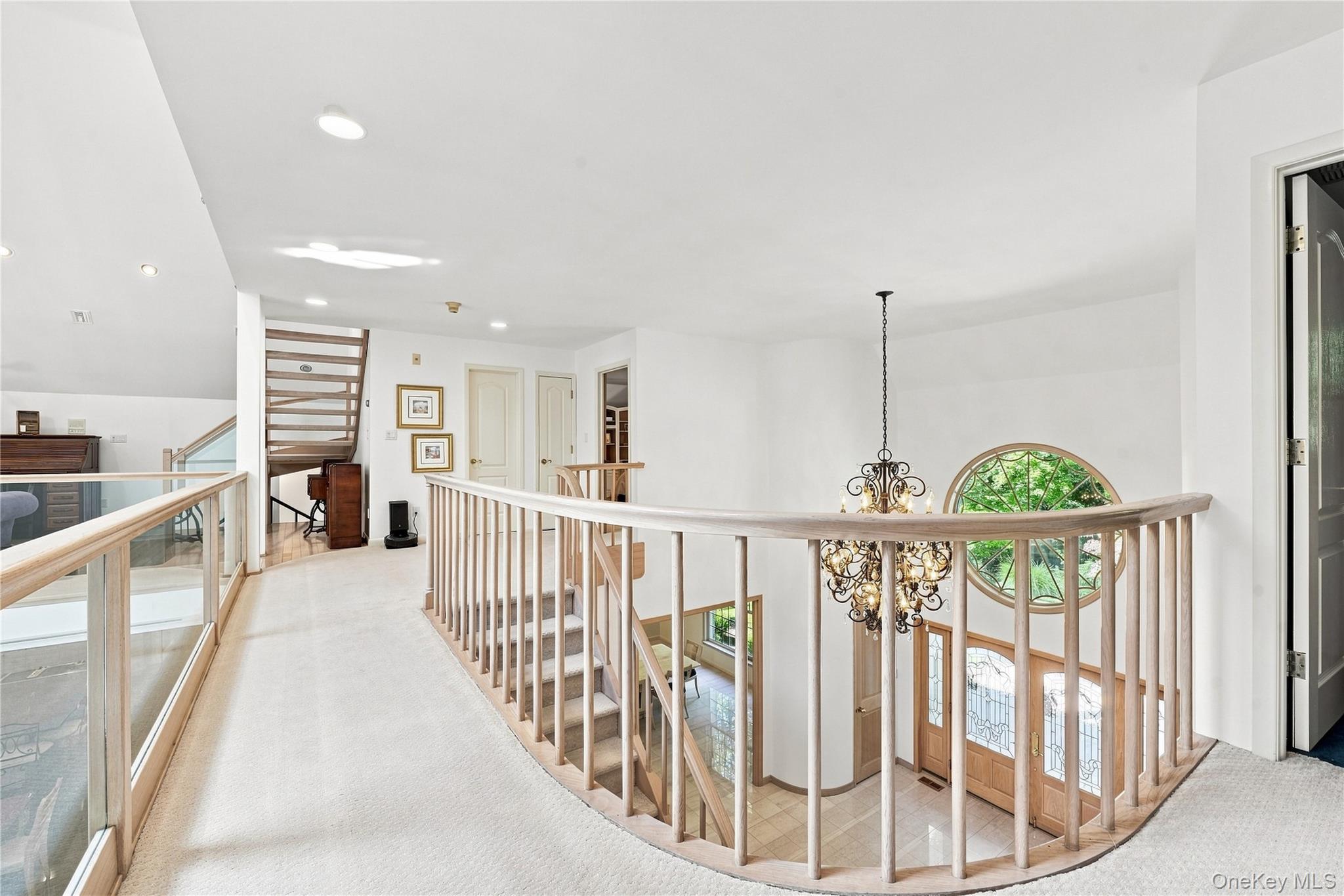 9 Swan Place — photo 30