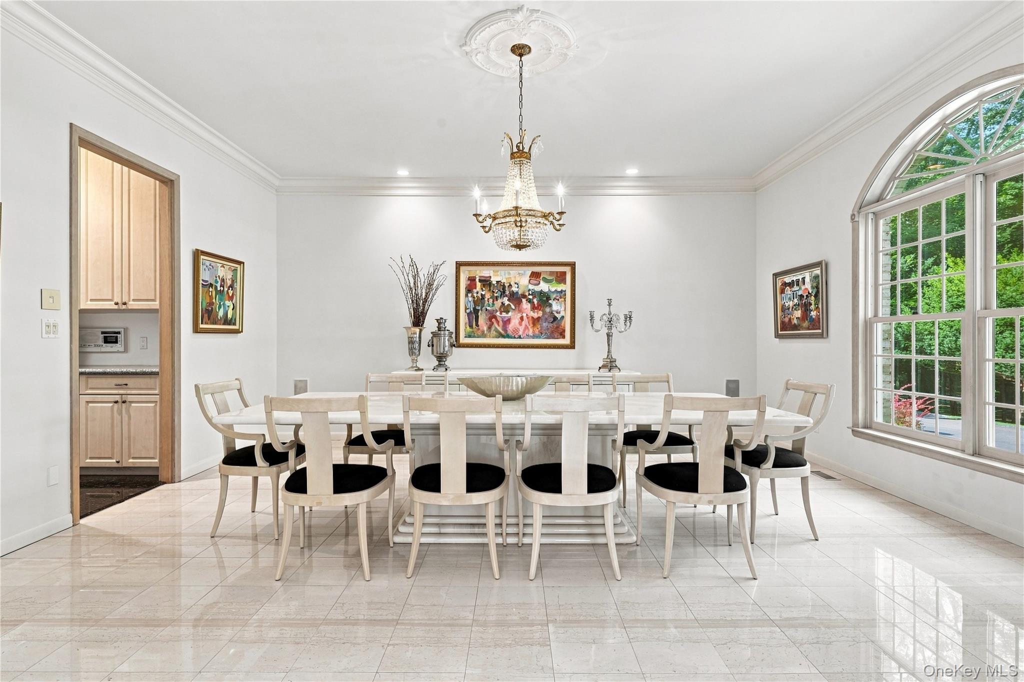 9 Swan Place — photo 4