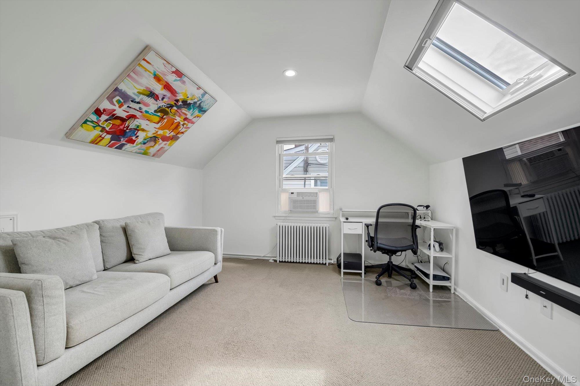 1055 Jefferson Street — photo 14