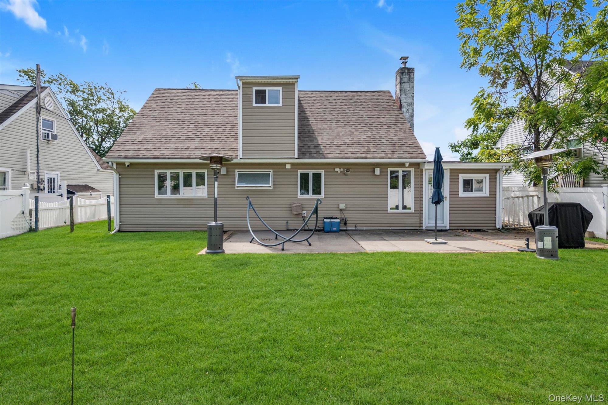 1055 Jefferson Street — photo 16