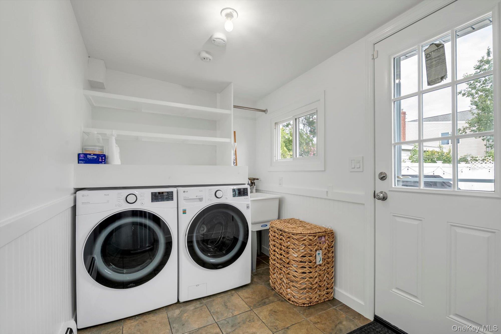 1055 Jefferson Street — photo 7