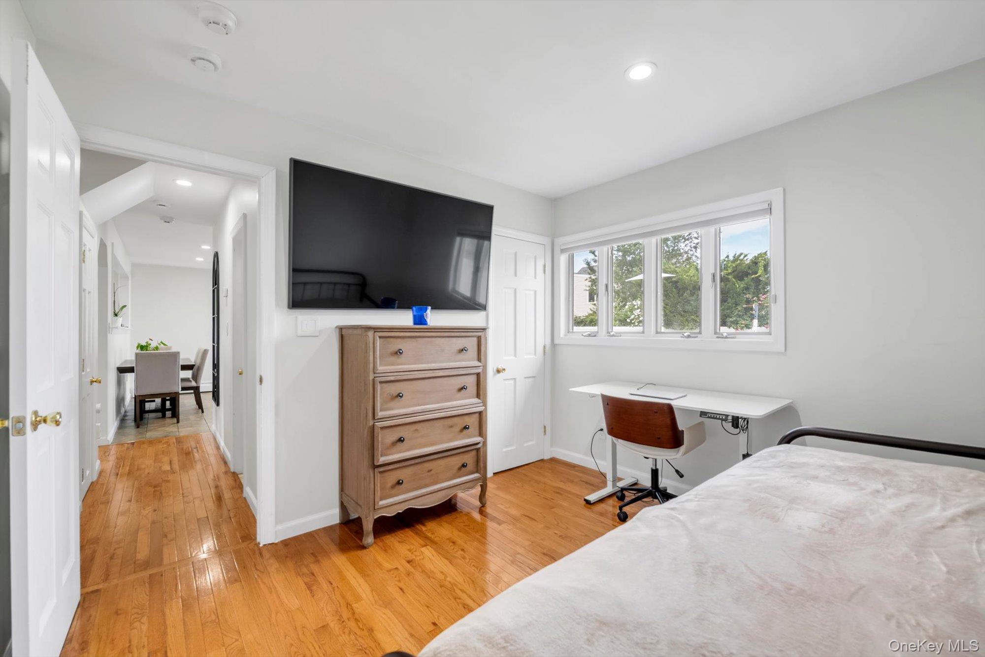 1055 Jefferson Street — photo 10