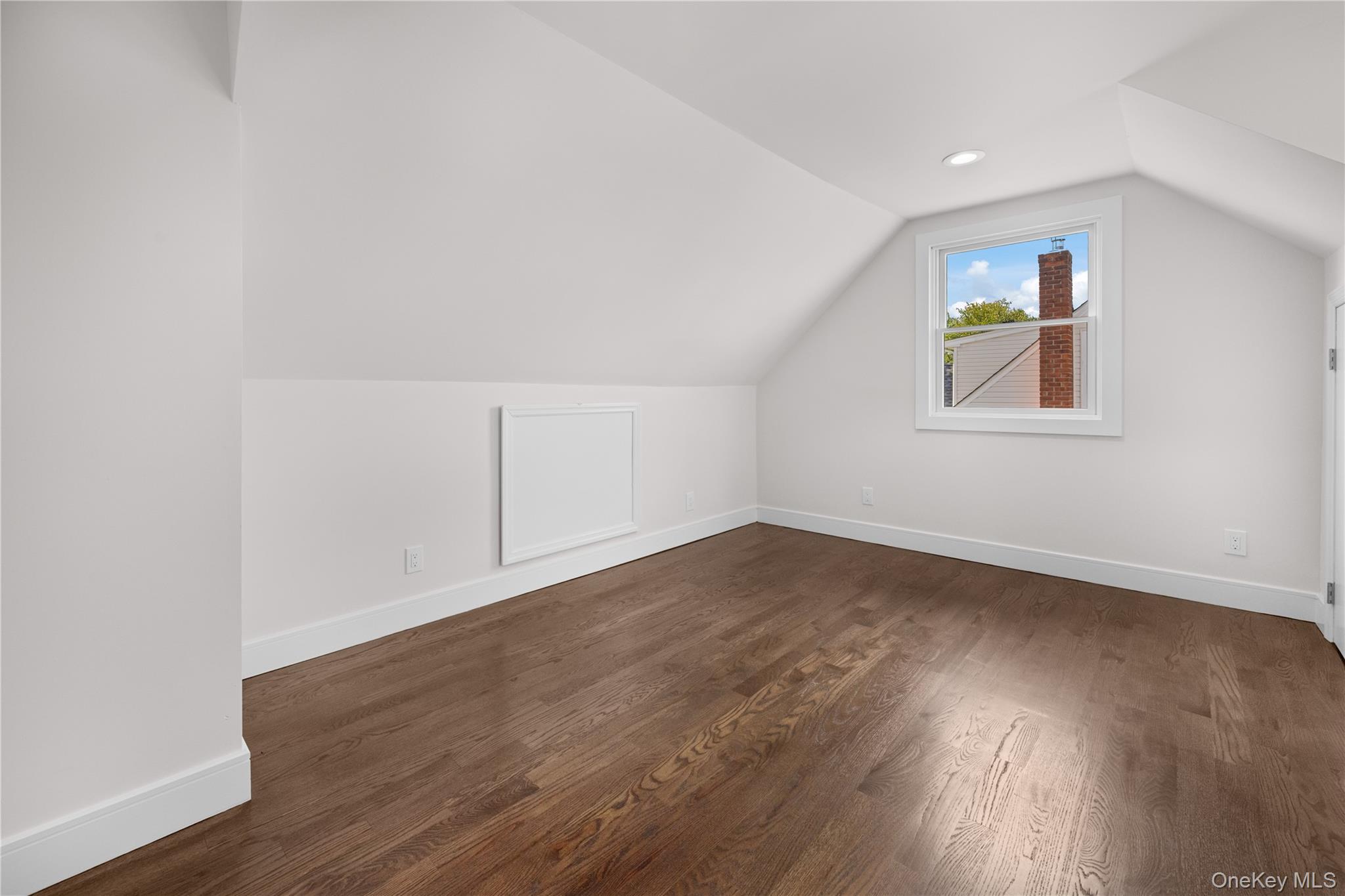 126 Lambert Avenue — photo 31