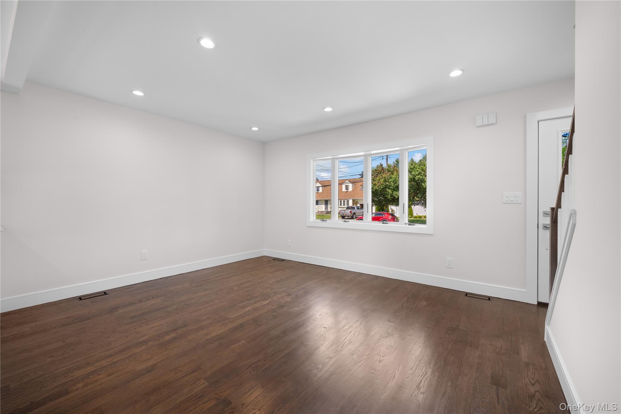 126 Lambert Avenue — photo 10