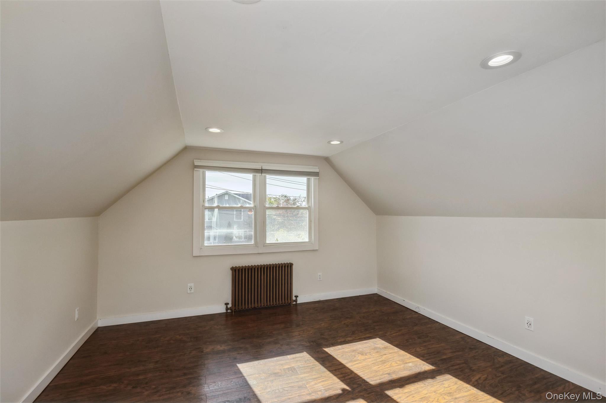 35 Annette Avenue — photo 20
