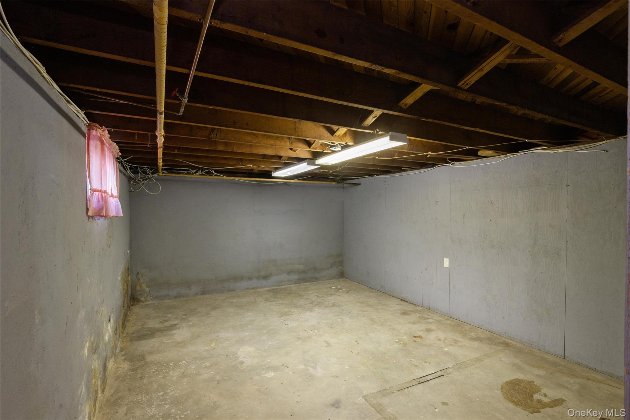 35 Annette Avenue — photo 25
