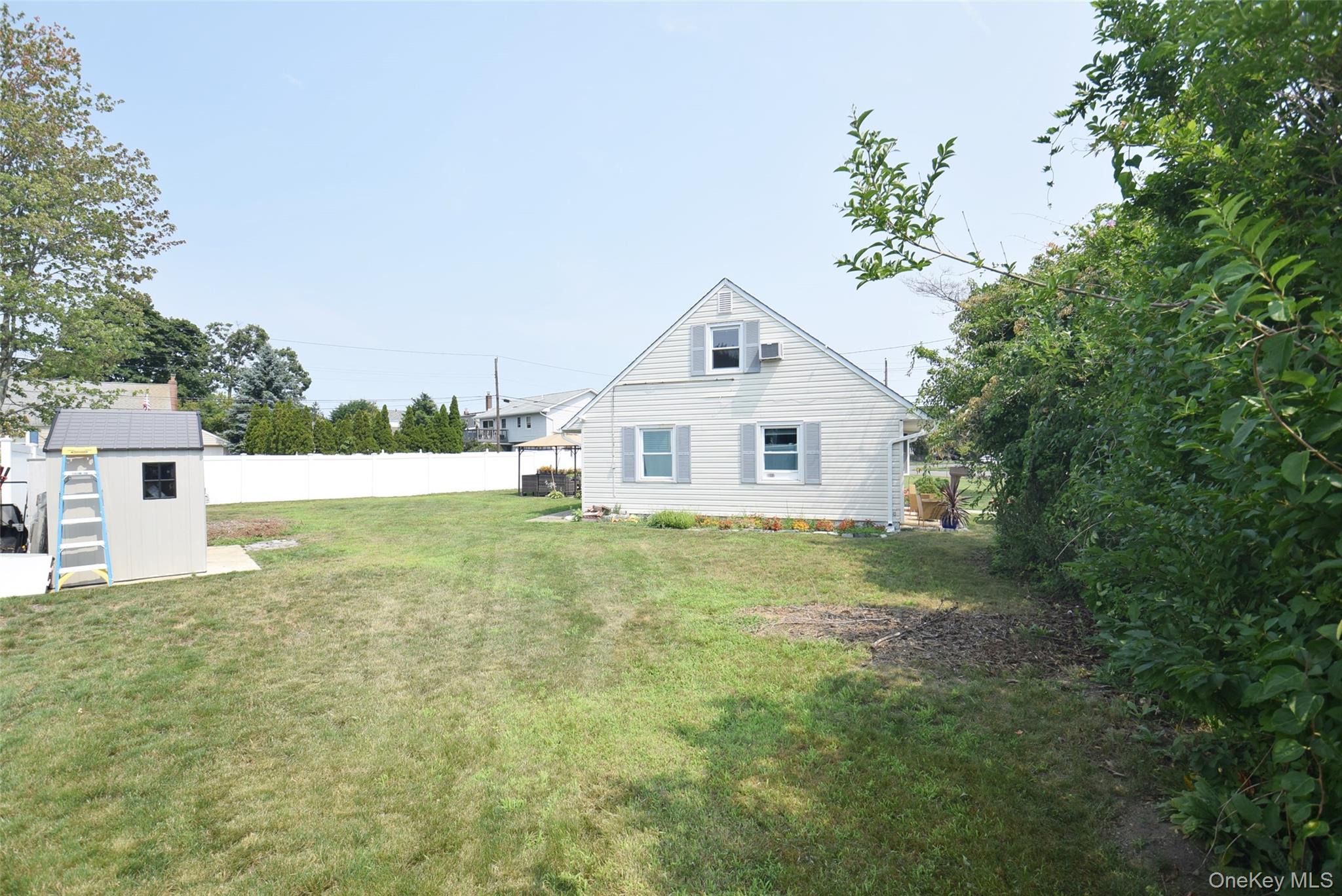 101 Phyllis Drive — photo 4