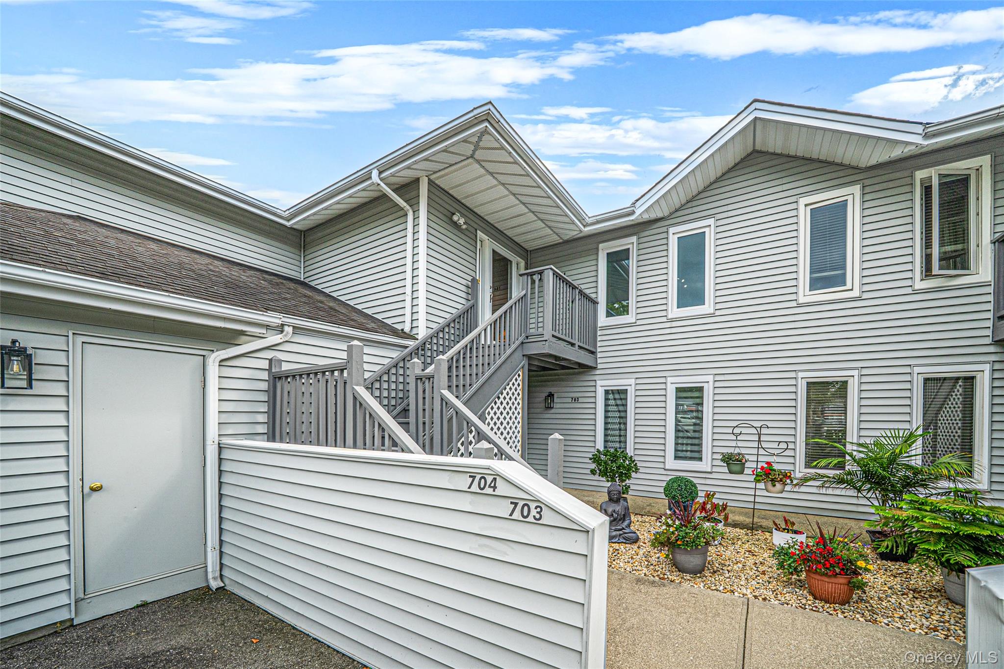704 Fenway Road, Saint James