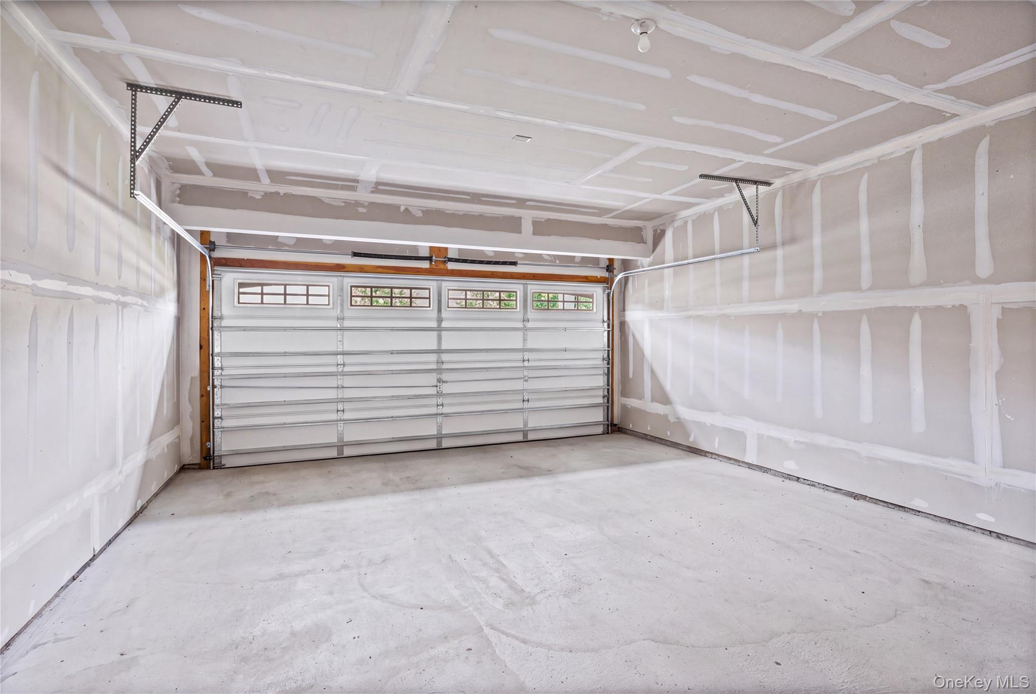 341 Aliana Avenue — photo 33