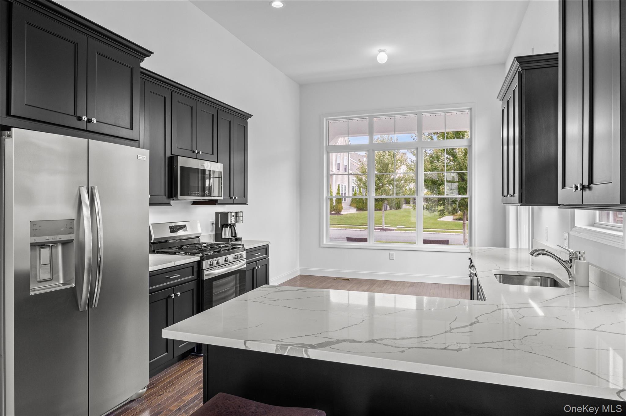 341 Aliana Avenue — photo 6