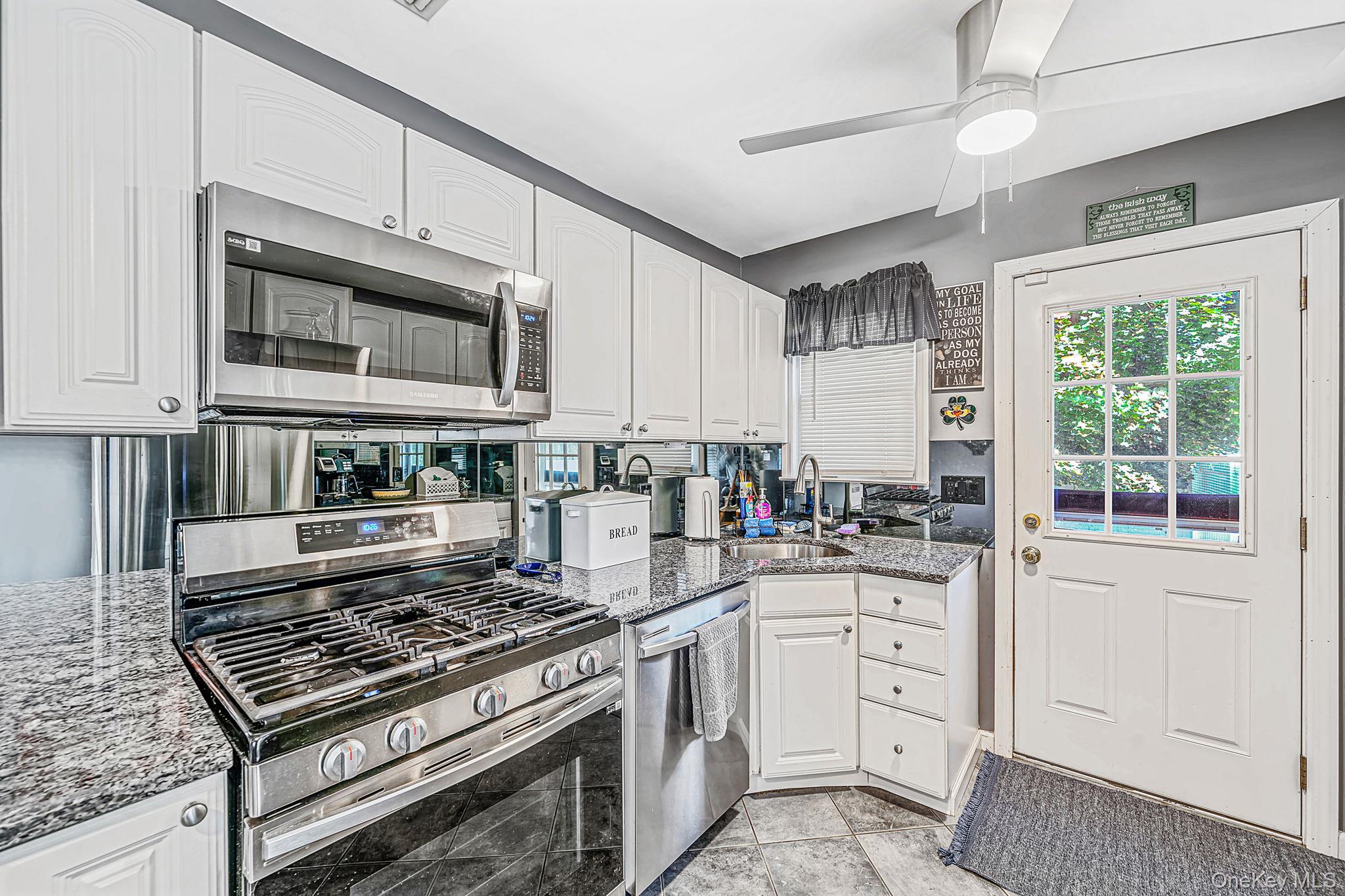 1528 Baldwin Boulevard — photo 10