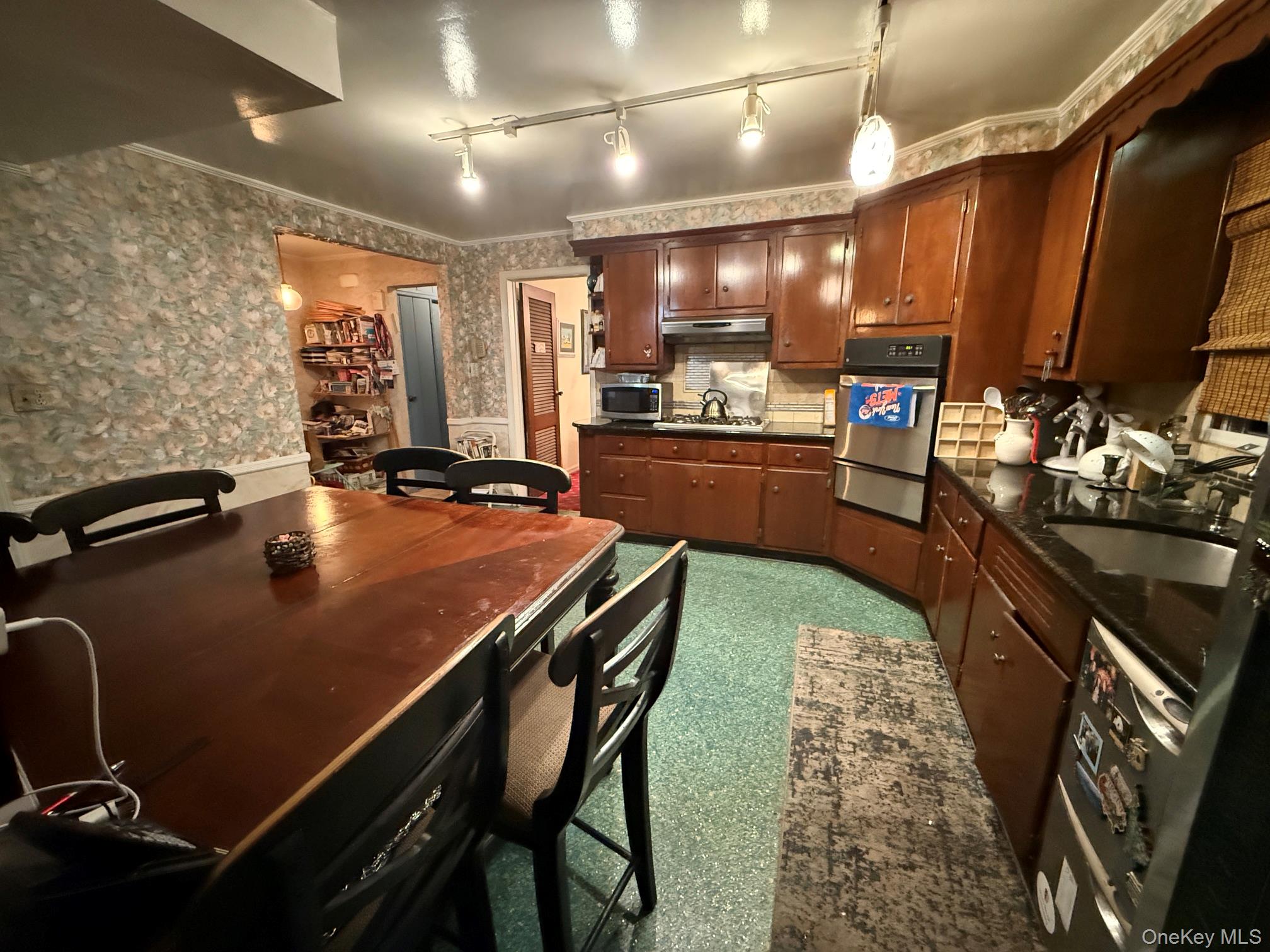 82 Auerbach Lane — photo 12