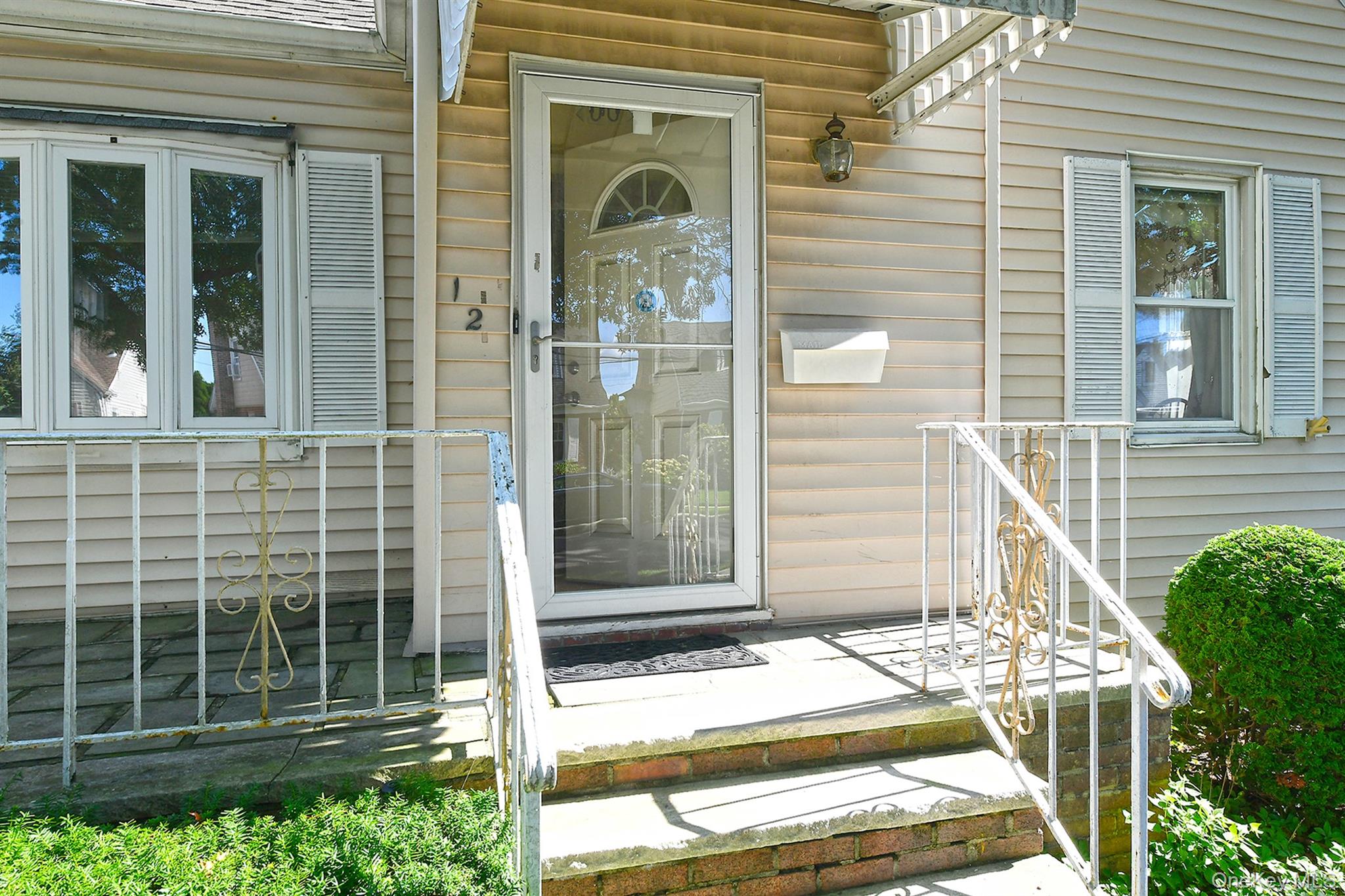 12 Hull Avenue — photo 4