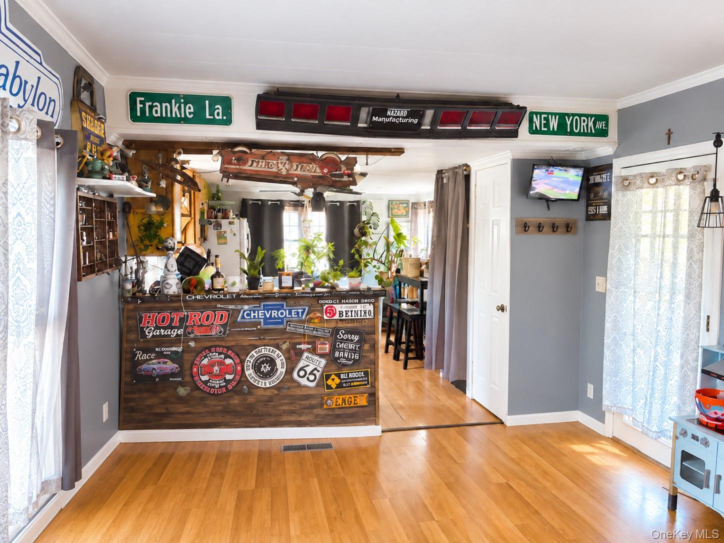 8 Buttercup Drive — photo 4