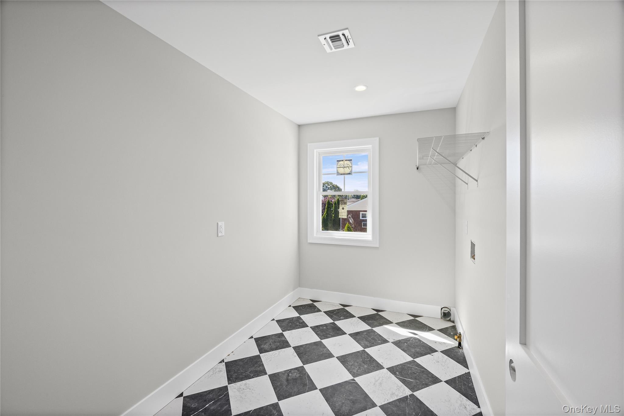 366 Broadway — photo 37