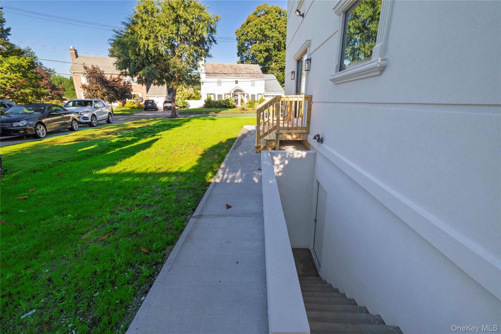 76 Gerard Avenue — photo 30