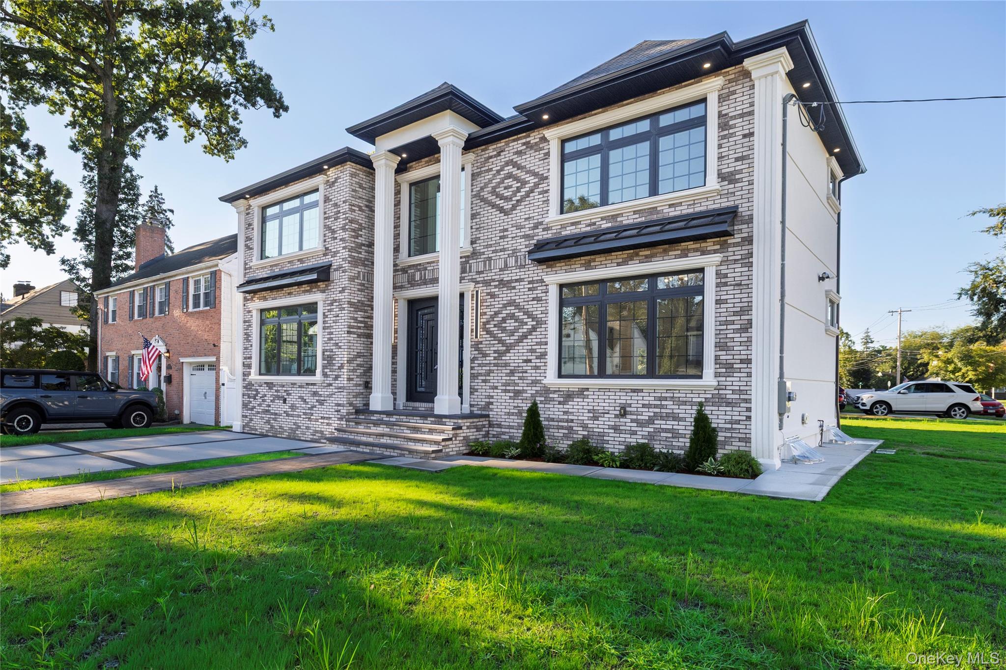 76 Gerard Avenue — photo 3