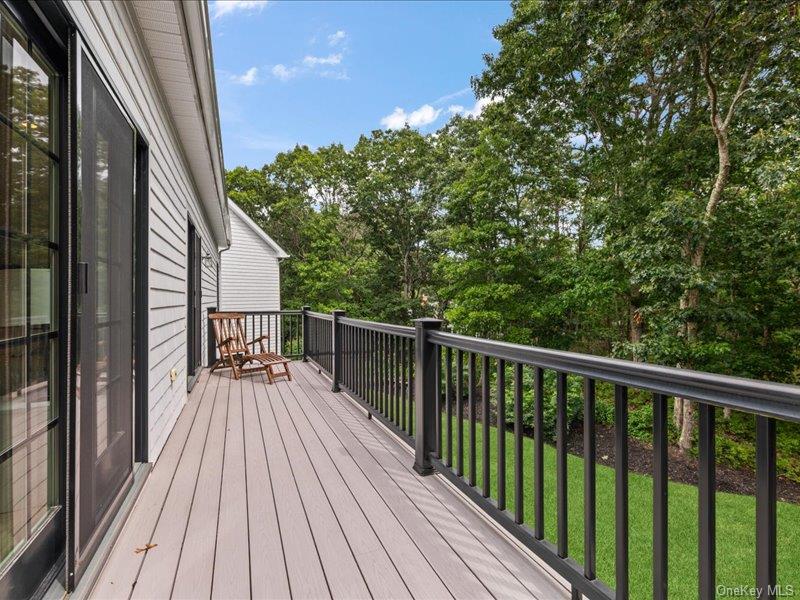 421 Edge of Woods Road — photo 20