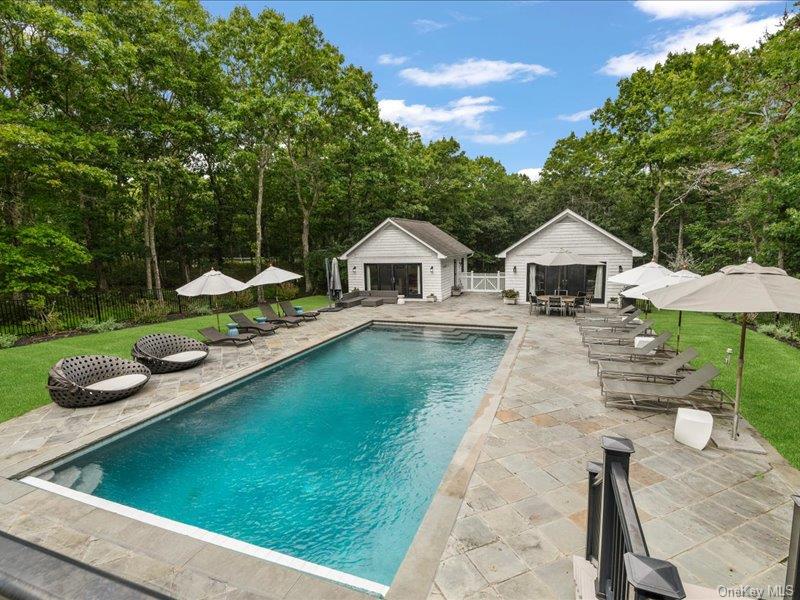 421 Edge of Woods Road — photo 33