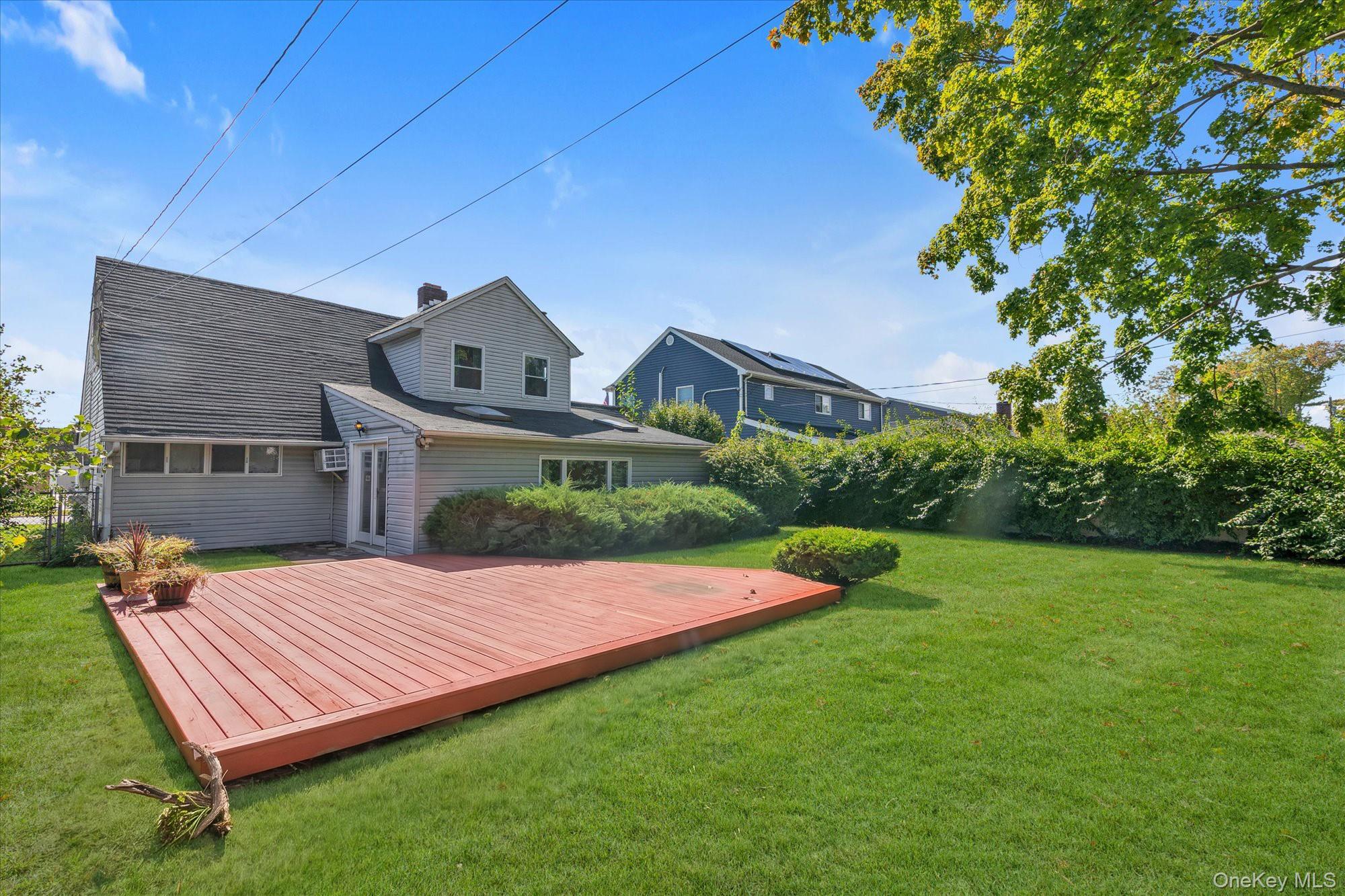 157 Land Lane — photo 19