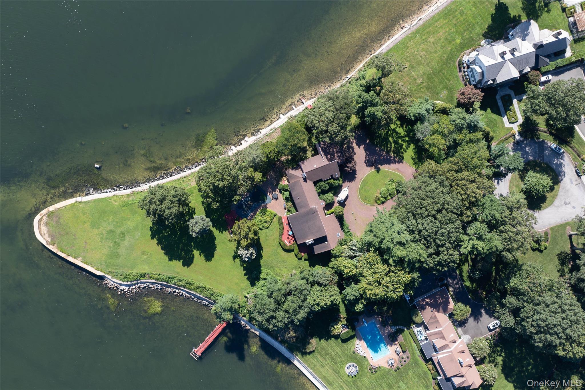 7 Lighthouse Point