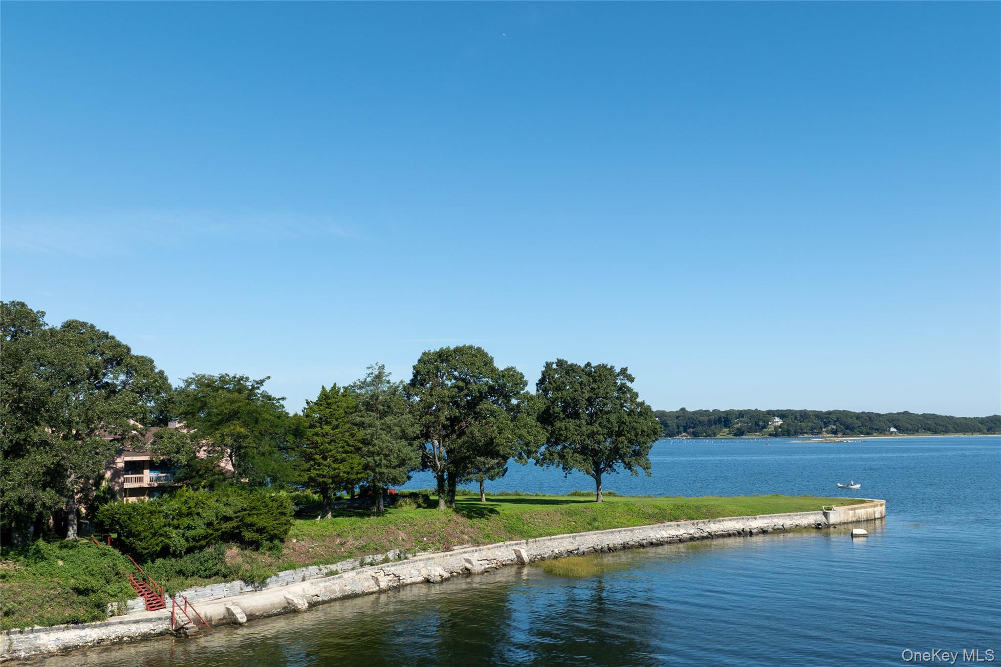 7 Lighthouse Point — photo 12