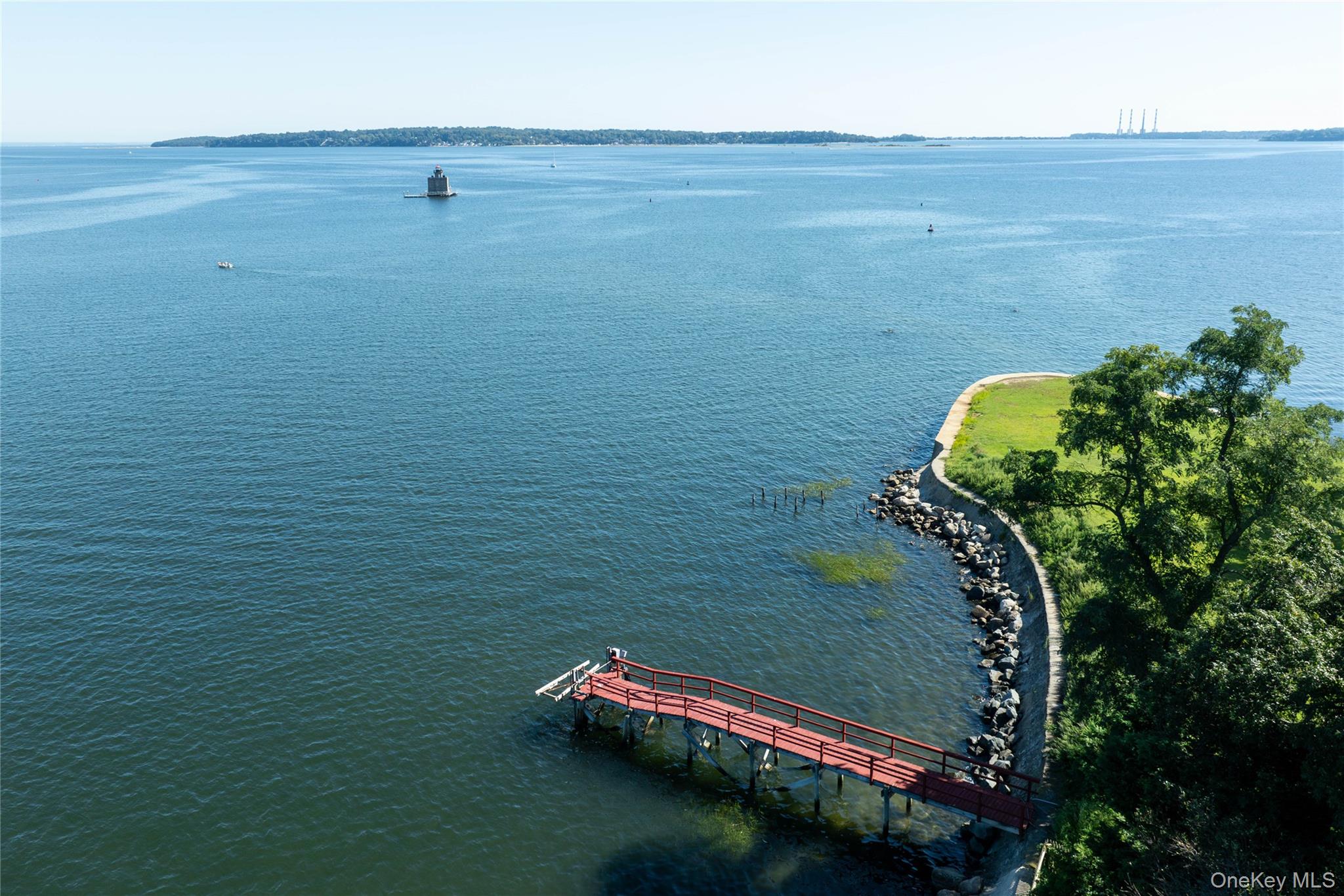 7 Lighthouse Point — photo 8