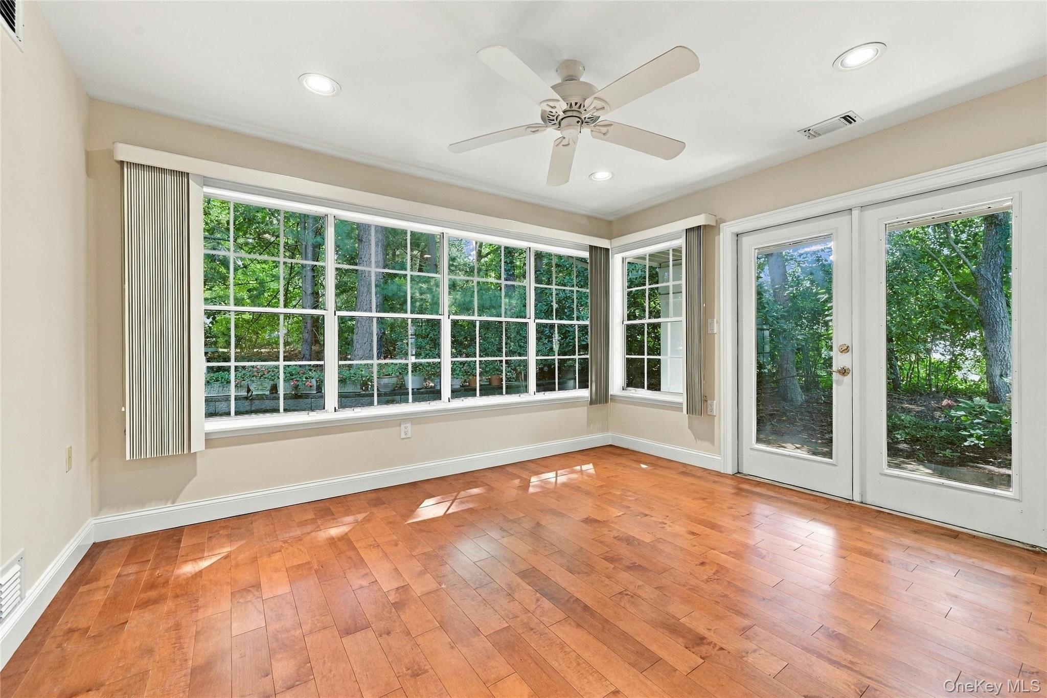 9 Oakdale Court — photo 17