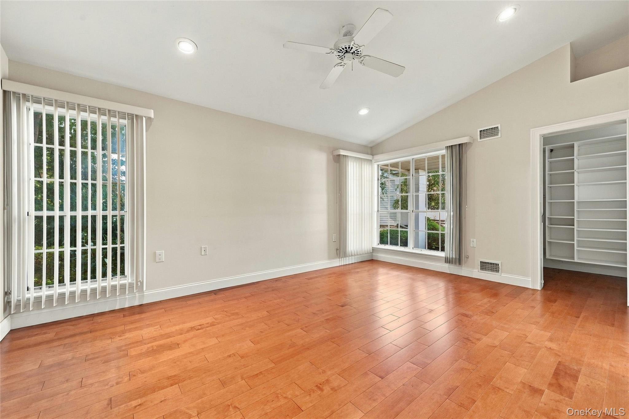 9 Oakdale Court — photo 18