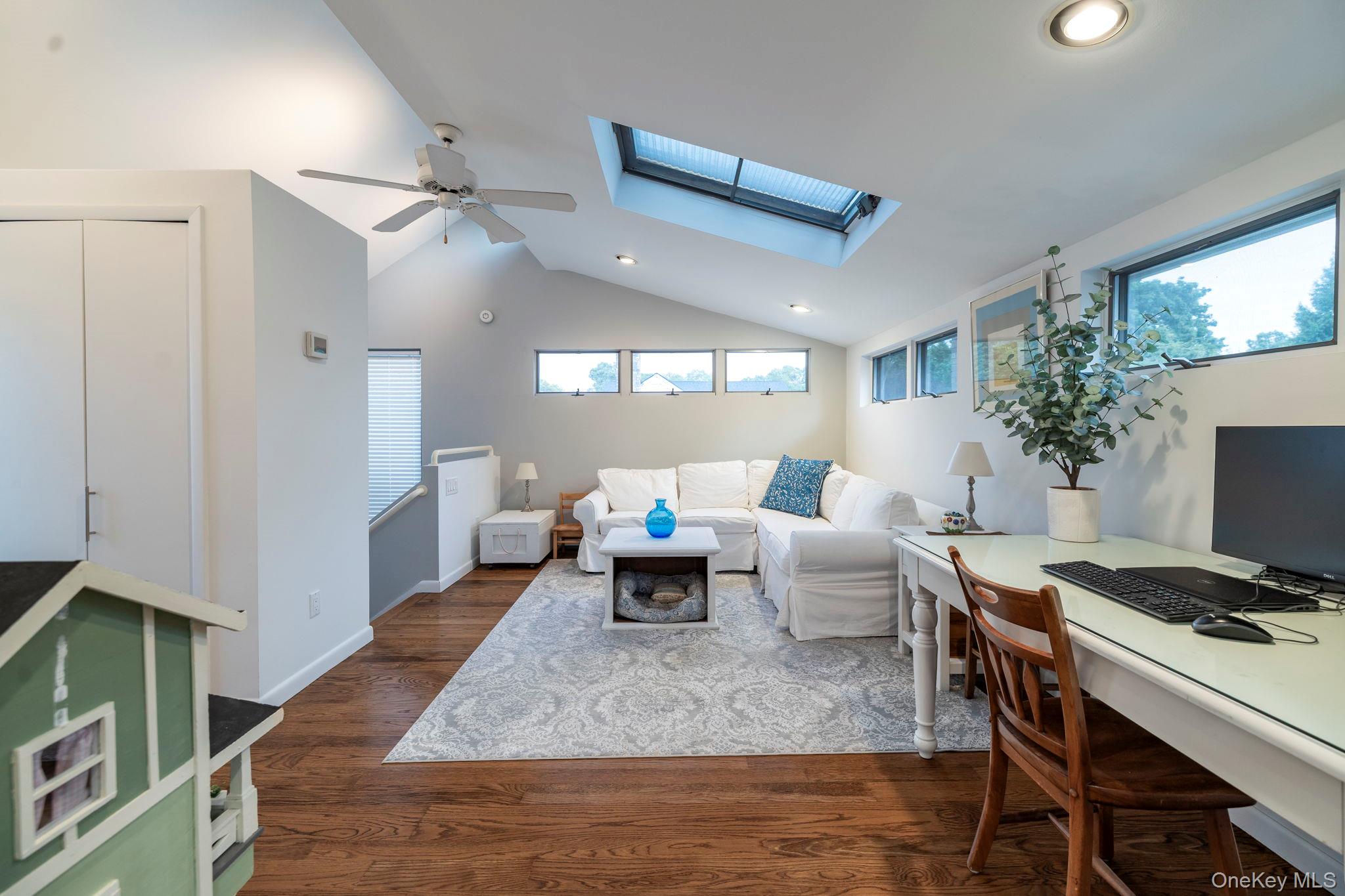 3186 William Street — photo 25