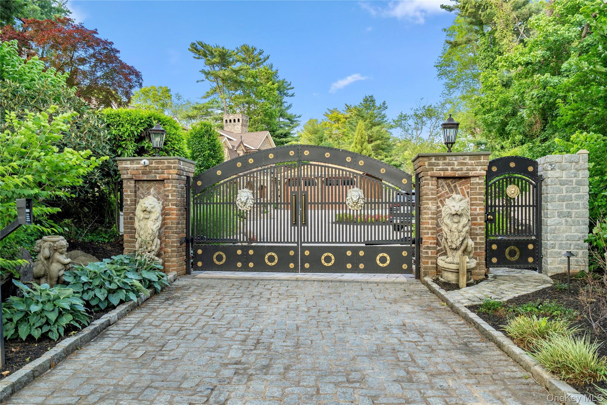 213 Guinea Woods Road — photo 2