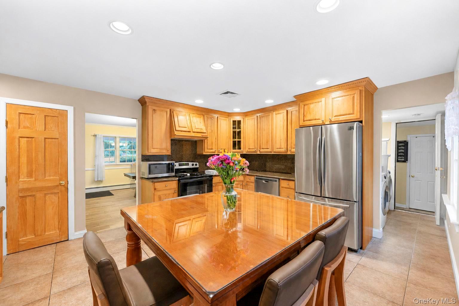 124 Bayview Drive — photo 4