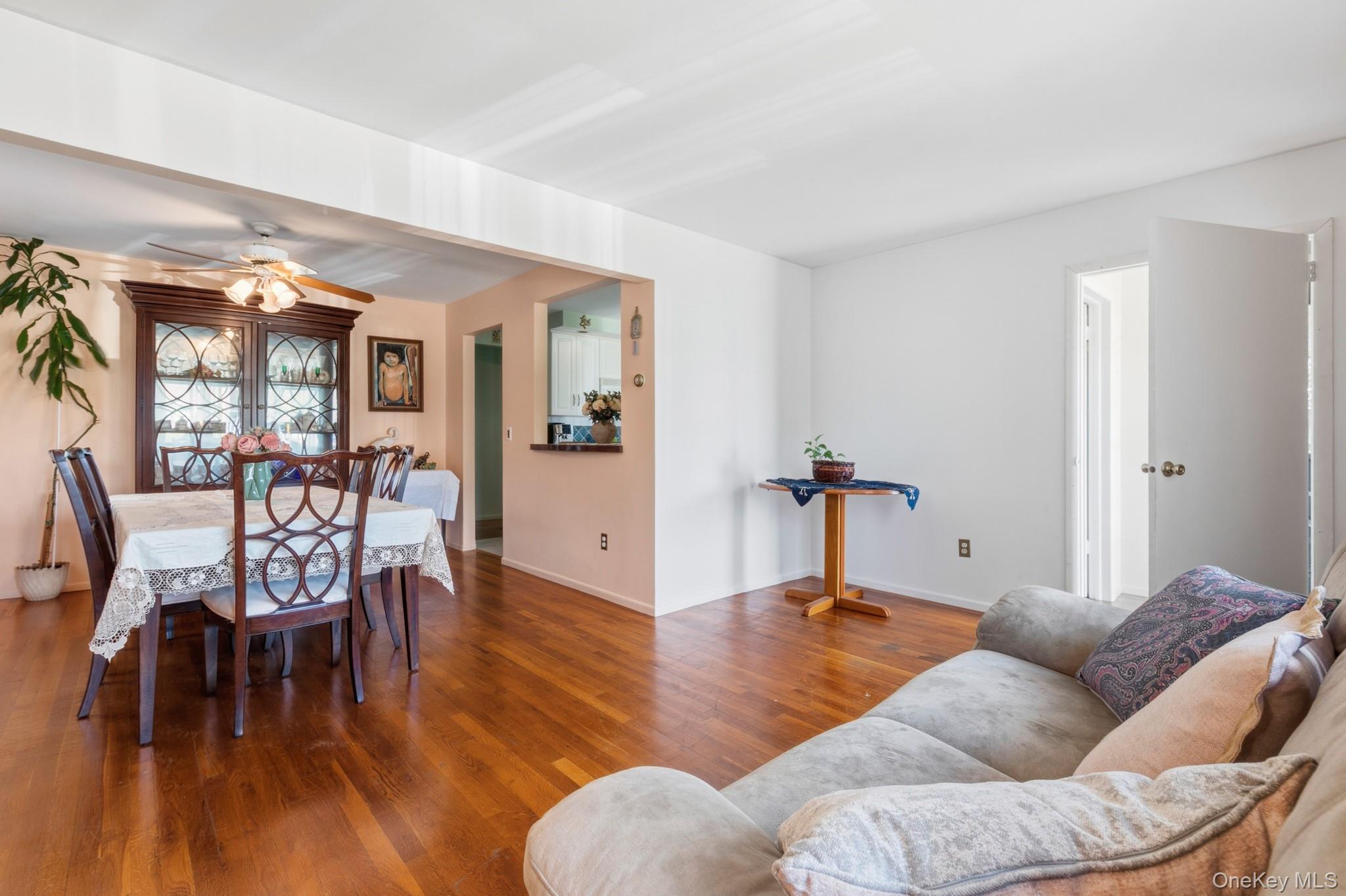 19 Acorn Place — photo 8