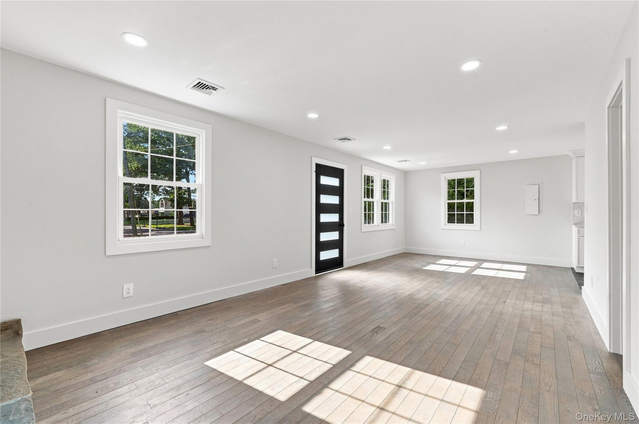 13 Campbell Lane — photo 12