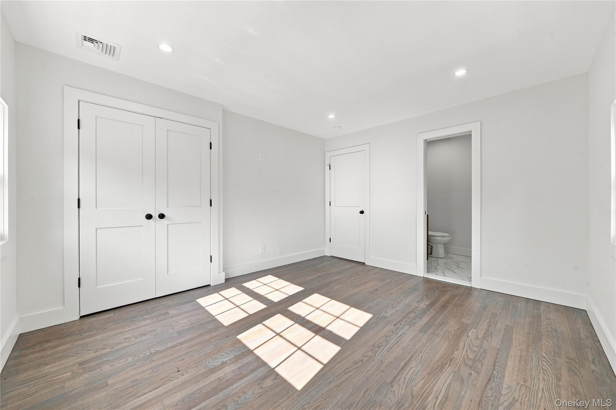 13 Campbell Lane — photo 21