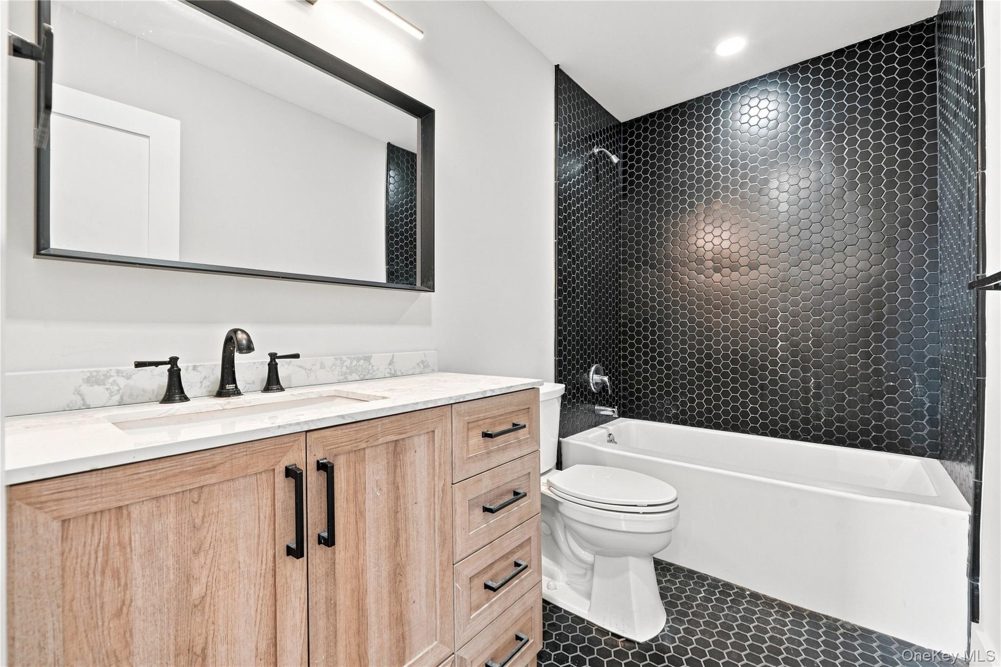 13 Campbell Lane — photo 8