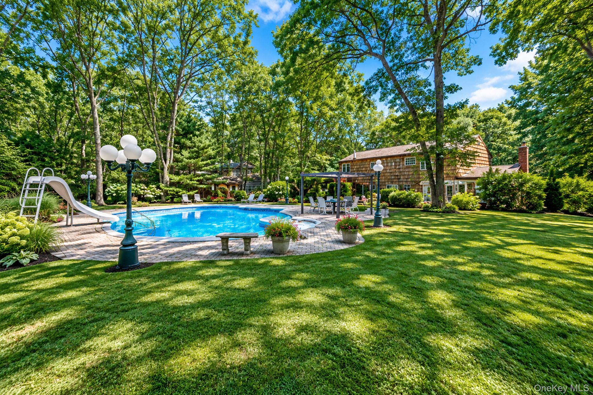 35 Hastings Drive — photo 46